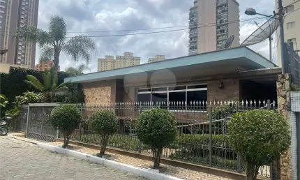 Casa térrea com 7 quartos para locação em vila regente feijó - sp