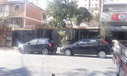 Terreno à venda na Rua Altinópolis, Santana, São Paulo
