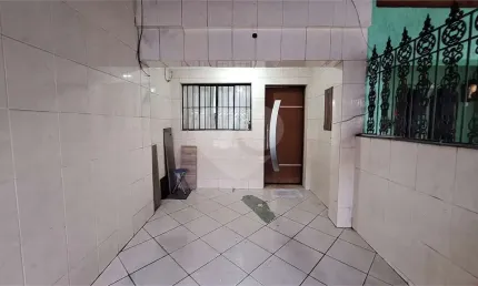 Casa com 3 quartos à venda na Rua Siqueira Afonso, Pari, São Paulo