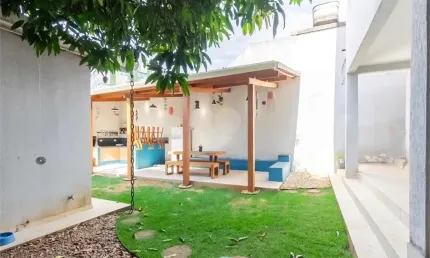 Casa com 4 quartos à venda na Rua Araçatuba, 80, Vila Ipojuca, São Paulo