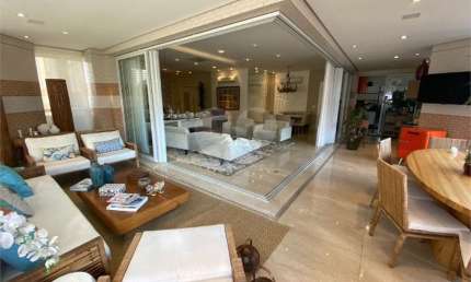 Magnífico apartamento 297m² à venda no coração do Anália Franco