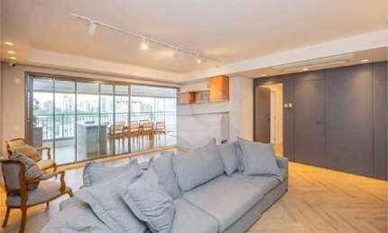 Apartamento com 3 quartos para alugar na Avenida Professor Ascendino Reis, 1145, Vila Clementino, São Paulo