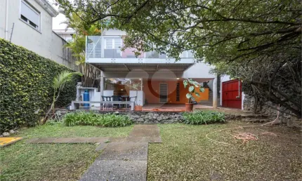 Casa com 3 quartos à venda na Rua Ipero, 154, Jardim das Bandeiras, São Paulo