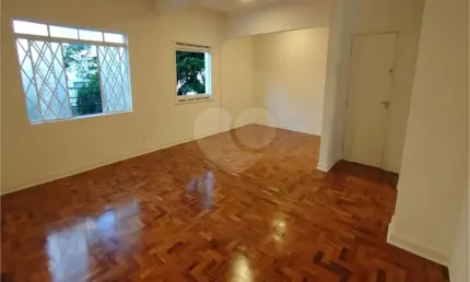 Apartamento com 3 quartos para alugar na Rua Caiubi, 474, Perdizes, São Paulo
