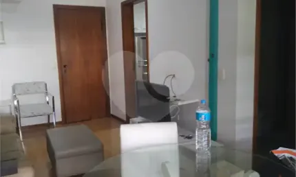 Apartamento com 3 quartos para alugar na Alameda Ribeirão Preto, 410, Bela Vista, São Paulo