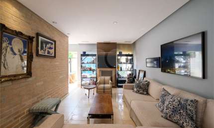 Casa com 3 quartos à venda na Rua Ayres de Oliveira Castro, 15, Vila Nova Conceição, São Paulo
