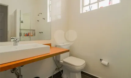 Casa em condomínio fechado com 3 quartos à venda na Rua Dona Germaine Burchard, 585, Água Branca, São Paulo