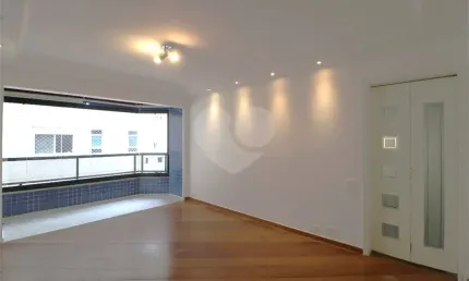 Apartamento com 3 quartos à venda na Avenida Ibijaú, 83, Moema, São Paulo
