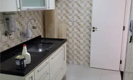 Apartamento com 53 metros, 2 quartos, sala, 1 vaga. Santa Teresinha - SP