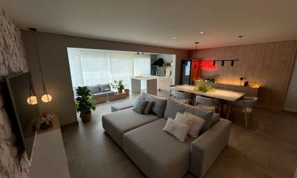 Um apartamento feito 100% por arquiteto com 2 suítes no Mandaqui