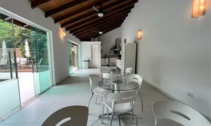 Sobrado em condomínio 335 m² com 4 quartos e 4 vagas em Tremembé - São Paulo - SP