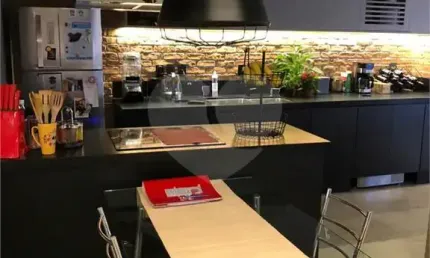 Apartamento moderno com 1 suíte no bairro Casa Verde.
