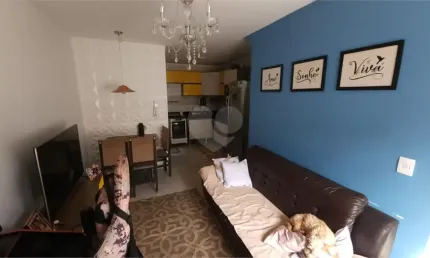 Casa em condomínio fechado no JAÇANÃ de 8 sobrados,  imóvel com 90 m2 sendo 2 dorms na parte de cima, e um sótão que compõe o terceiro dormitório.