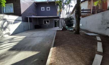 Venda sobrado com quintal px. Vila Rosalia, 3 suítes, closet, cozinha planejada, em fase de pintura