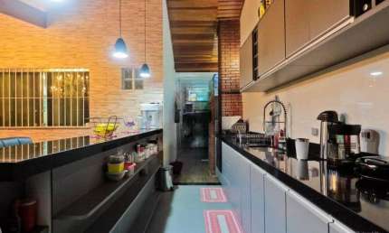 Casa com 3 quartos à venda na Rua Luís de Andrade, 700, Vila Pereira Barreto, São Paulo
