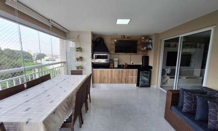 Lindo Apartamento com Varanda Gourmet na Vila Guilherme
