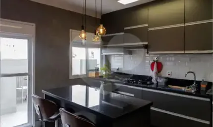 Apartamento duplex a venda ao lado do Metro  Guilhermina