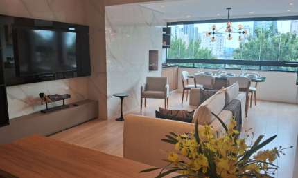 Apartamento a venda com varanda gourmet em Santana/Santa Terezinha SP
