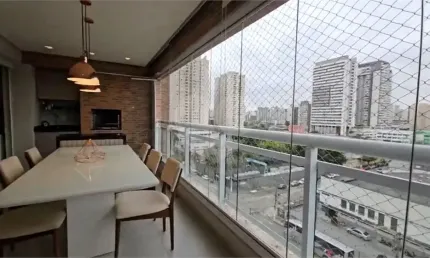 Apartamento com varanda gourmet a venda na Barra Funda