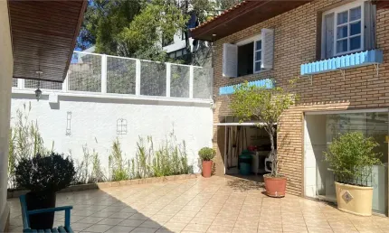 Casa com 3 quartos à venda na Rua Comendador Quirino Teixeira, 408, Jardim Leonor Mendes de Barros, São Paulo