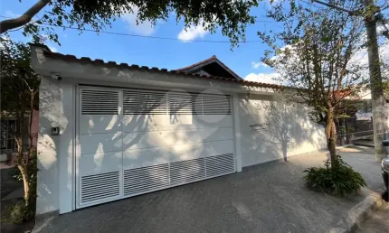 Casa com 3 quartos à venda na Rua Roque Pereira, 106, Vila Irmãos Arnoni, São Paulo
