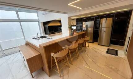 MARAVILHOSA CASA ALTOP PADRAO CONDOMINIO FECHADO TREMEMBE