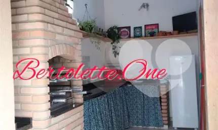 Casa em condomínio no Tremembé com 177m2 3 quartos, sendo 1 suíte, sala, cozinha, 3 banheiros e 2 vagas de garagem