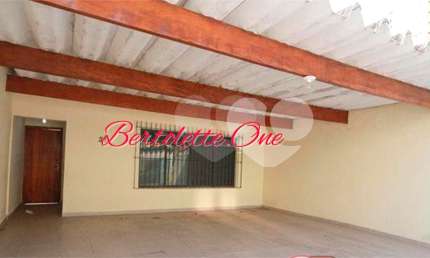 Casa Térrea para venda, 3 quartos (1 suíte), quintal. 3 vagas. Santa Teresinha