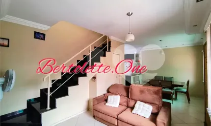 Sobrado para venda 3 quartos (1 suíte) espaço gourmet 2 vagas Vila Nivi