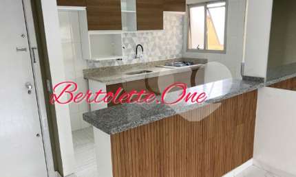 Apartamento a Venda com 3 quartos(1suíte) em Santa teresinha