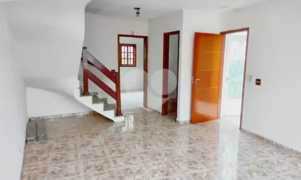 Casa com 3 quartos à venda na Rua São Francisco de Goiás, 401, Vila Galvão, Guarulhos