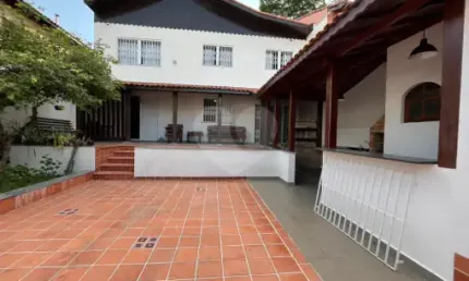 Casa Térrea à Venda – 3 Dormitórios - Vila Irmãos Arnoni / Tremembé