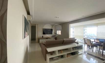 Lindo apartamento com varanda Gourmet na Zona Norte de São Paulo