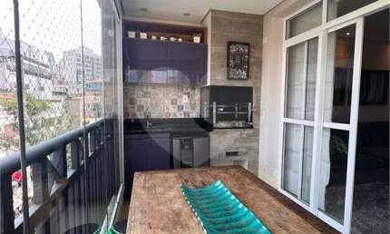 Apartamento com 3 suítes à venda ou para alugar em Santana - SP