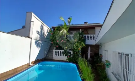 Casa térrea 3 quartos (1 suíte) no bairro Jardim Leonor Mendes de Barros Zona Norte SP