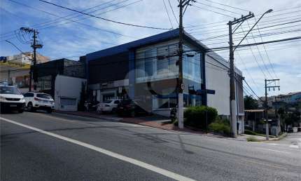 Prédio Comercial para Locação na Avenida Água Fria - São Paulo - SP