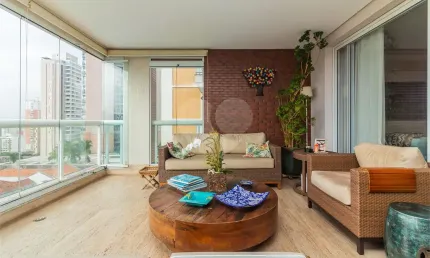 Apartamento à venda 71 m² 3 dormitórios 3 suítes 5 banheiros 4 vagas em Perdizes - São Paulo - SP