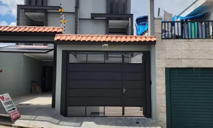 Casa com 3 quartos à venda na Rua Mantena, 32, Vila Nivi, São Paulo