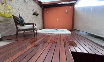 Casa isolada de alto padrão com acabamento fino e localização privilegiada!