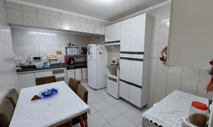 Casa térrea com 02 dormitórios 01 vaga e quintal - jaçanã/sp