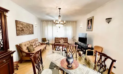 Sobrado a venda com 3 dormitórios e 4 vagas na Vila Guilherme. Próximo ao Pari