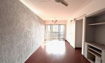 Apartamento a venda na Água Fria com 2 dormitórios.