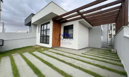 Compra de Casa com 3 Dormitórios e Suíte – Lisboa III, Forquilhas – São José/SC