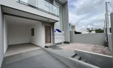 Sobrado com 3 Dormitórios e Suíte – Alta Vista, São José/SC