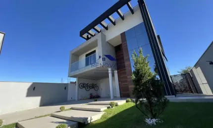 Casa com 3 Suítes, Piscina e Área Gourmet – Delta Ville, Biguaçu/SC