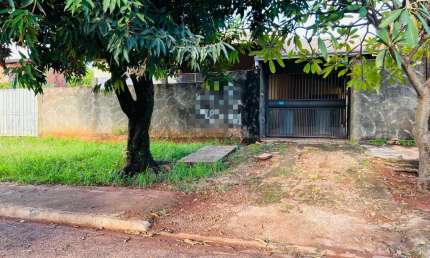 Casa com 3 quartos à venda na Rua Treze de Junho, Monte Castelo, Campo Grande