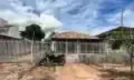 Casa com 3 quartos à venda na Rua Piriá, Guanandi, Campo Grande