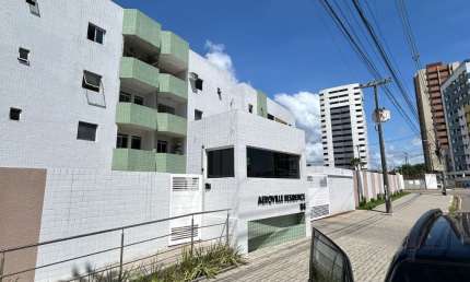 Oportunidade no bessa pouco minutos do Shopping Manaira.