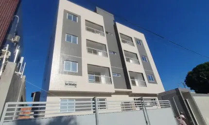 Excelente apartamento, com acabamento diferenciado, prédio possuindo área de lazer