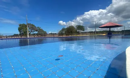 EXCELENTES LOTES EM CONDOMINIO FECHADO, COM ÁREA DE LAZER COMUM DISPONÍVEL